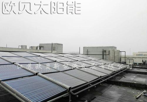 蘇州優麗奇10噸空氣能結合太陽能熱水工程